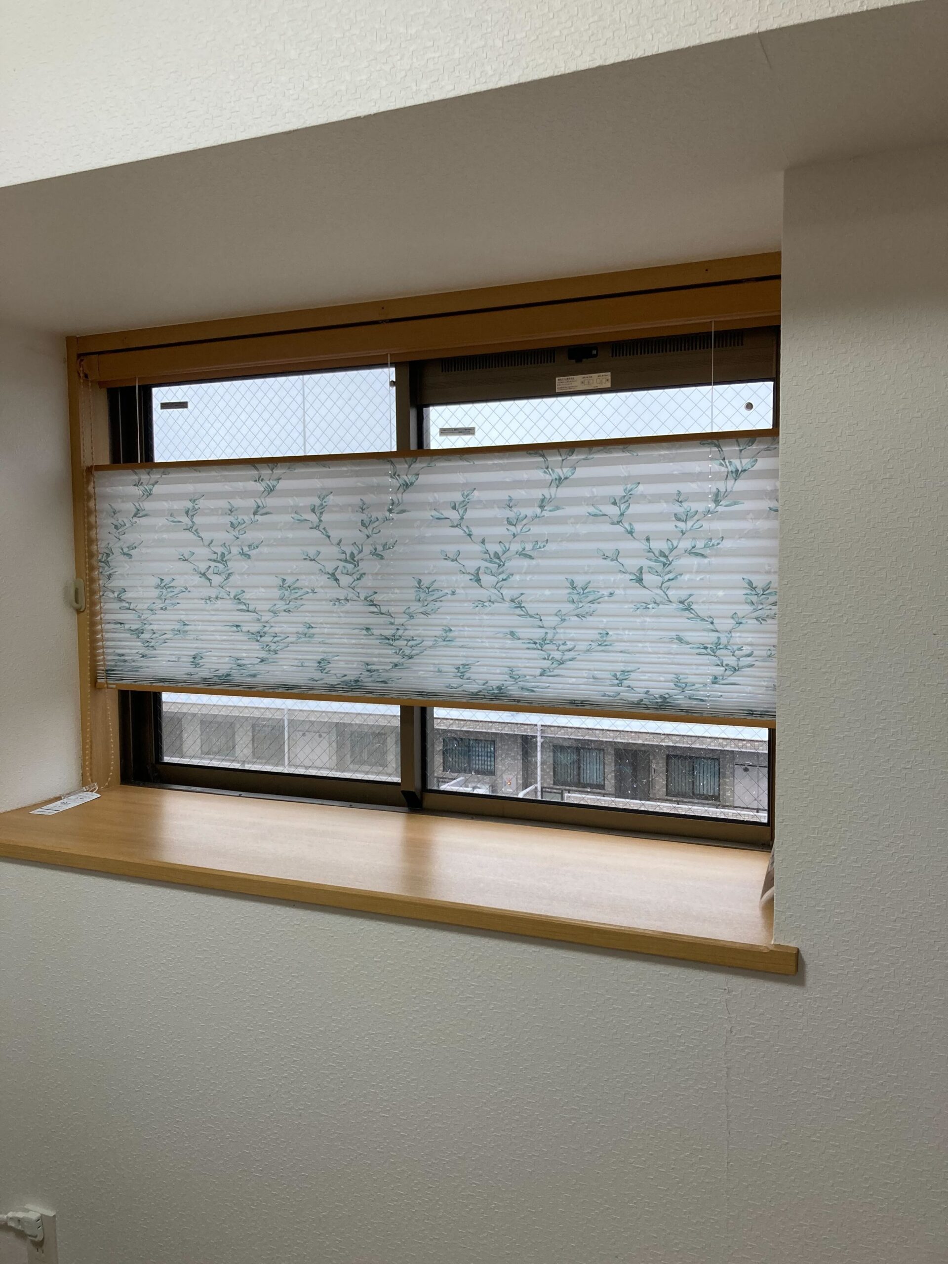 プリーツスクリーン